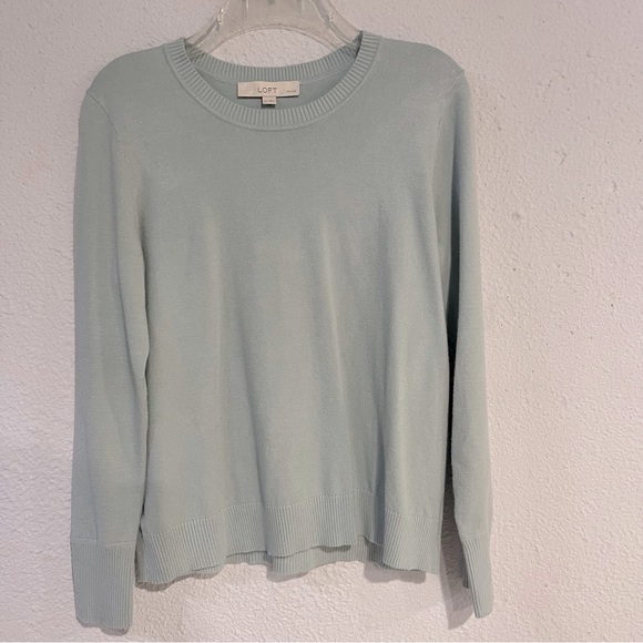 LOFT Sweaters - 🧡$5 for 🧡$25 Loft blue light sweater